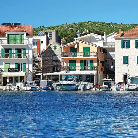 Awesome Apartment In Vodice With Wifi